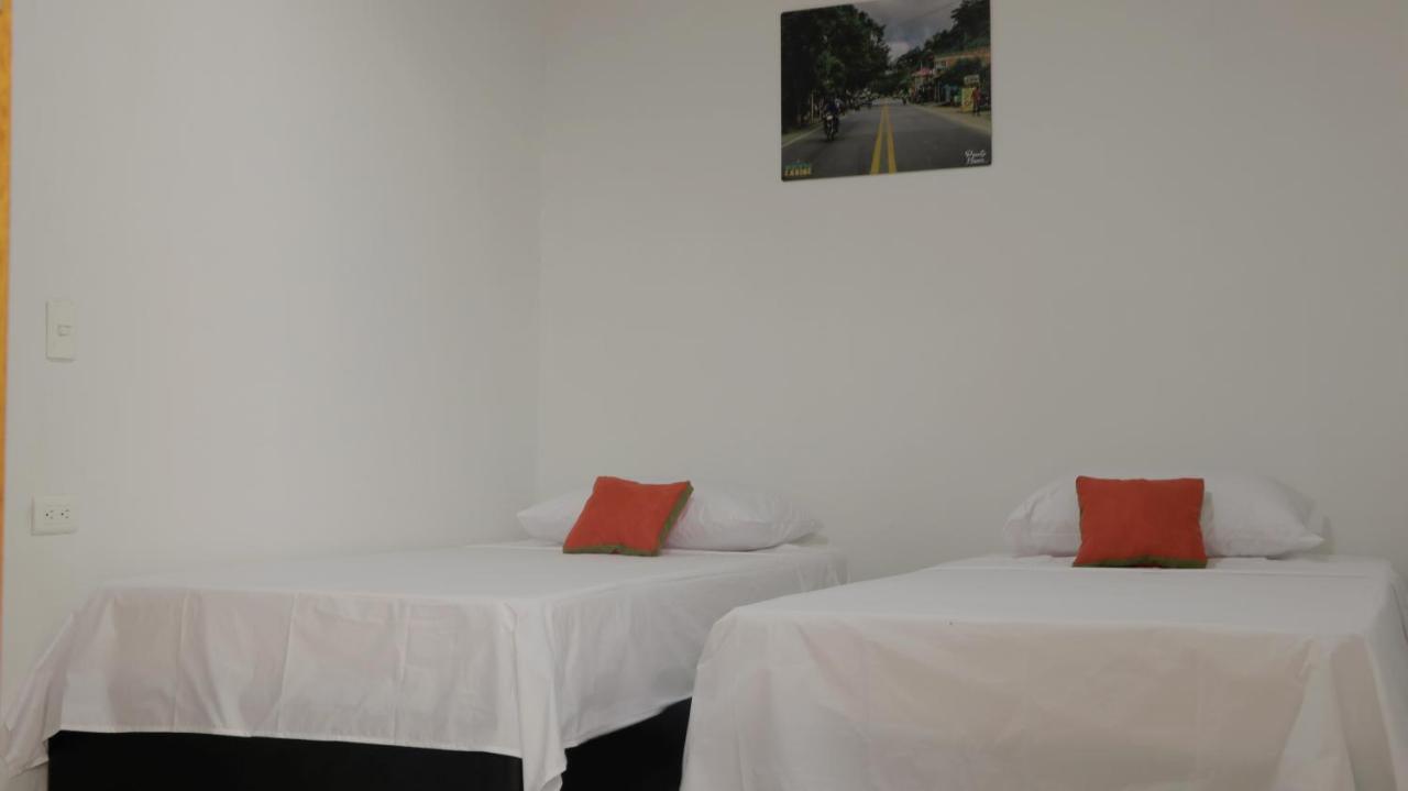 Puerto Caribe Hostal Guachaca Esterno foto